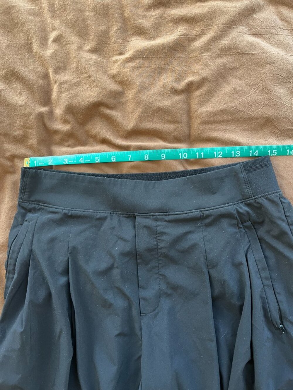 Athleta Brooklyn Heights Wide Leg Pleated Pants - Black - Size 10/P - Picture 6 of 7